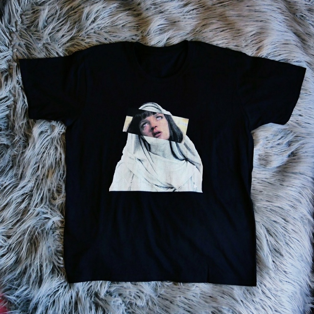 🔥LAST ONE🔥 Pulp Fiction Virgin Mary Statue Tee